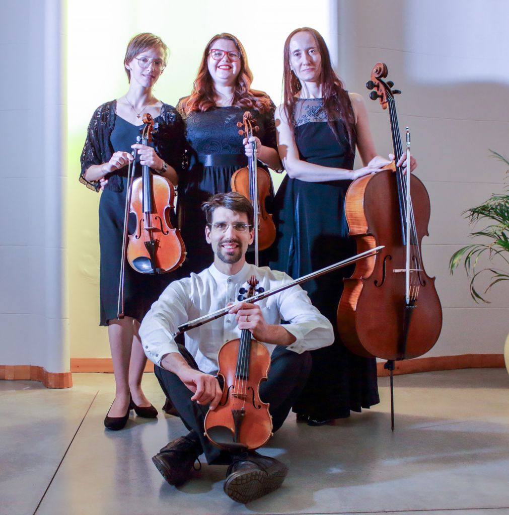 Random String Quartet